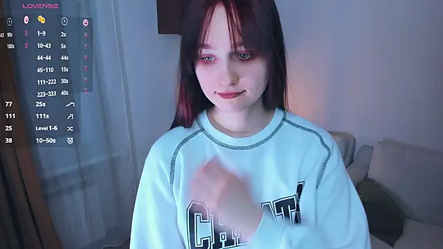 Snapshot of KatyKufel chatting on January 2026 07:11:01 PM KatyKufel online show from January 2026 07:11:01 PM