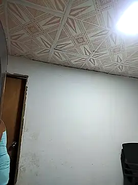 Naomi-Mature online show from September 2025 09:36:02 AM