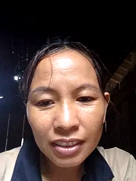 Snapshot of Chao_tay chatting on October 2025 03:29:02 AM Chao tay online show from October 2025 03:29:02 AM