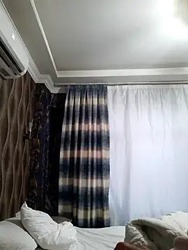 Snapshot of Gecenin_Kralicesi chatting on May 2026 05:32:02 PM Gecenin Kralicesi online show from May 2026 05:32:02 PM