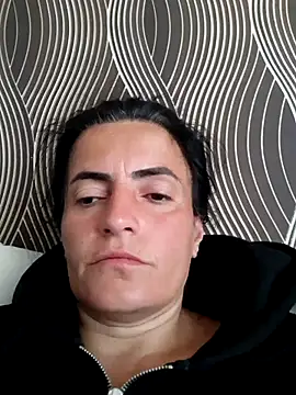 Gecenin Kralicesi online show from June 2026 04:11:01 AM