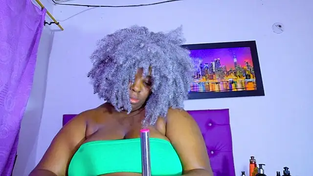 Snapshot of ebony_NeighborMoans chatting on July 2026 03:31:02 AM ebony NeighborMoans online show from July 2026 03:31:02 AM