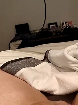 kauerp online show from November 2025 01:29:01 AM