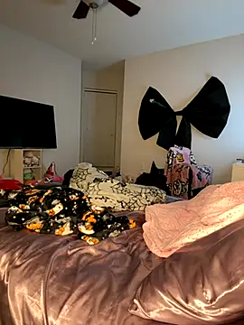 Snapshot of cupcakemia chatting on October 2025 11:24:02 PM cupcakemia online show from October 2025 11:24:02 PM