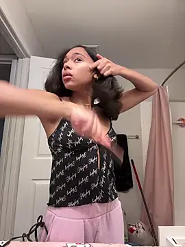 Snapshot of cupcakemia chatting on October 2025 04:48:01 PM cupcakemia online show from October 2025 04:48:01 PM