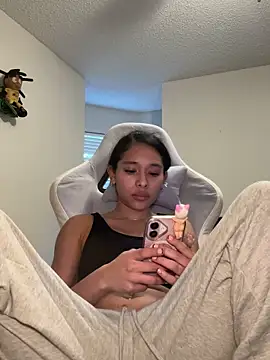 Snapshot of cupcakemia chatting on March 2026 10:47:02 PM cupcakemia online show from March 2026 10:47:02 PM