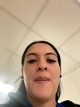 marianm29 online show from November 2025 12:16:01 PM