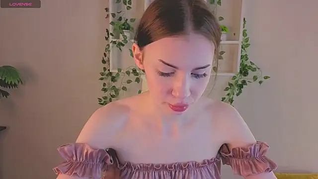 Jennie Hunter online show from December 2025 09:25:01 AM