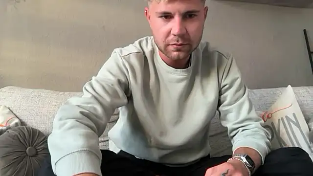 RioBlaze online show from September 2025 05:01:02 PM