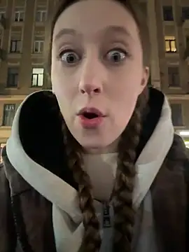 FroggyAnna online show from March 2026 04:57:01 PM