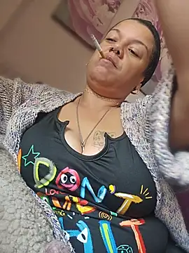 Snapshot of GoddessChantelle chatting on April 2026 10:03:01 AM GoddessChantelle online show from April 2026 10:03:01 AM
