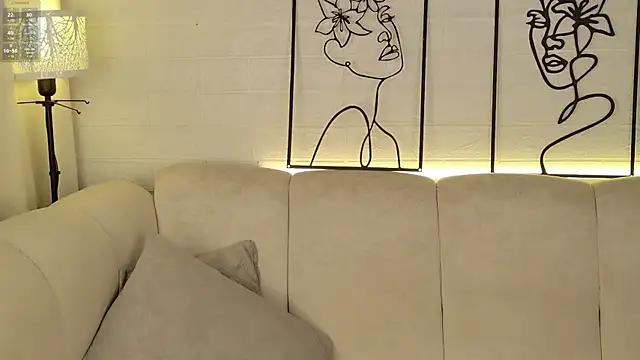 VioletBlacke  online show from January 2026 01:04:01 PM