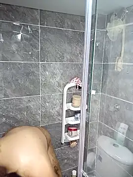 Snapshot of LoanaSantos chatting on March 2026 05:50:02 PM LoanaSantos online show from March 2026 05:50:02 PM