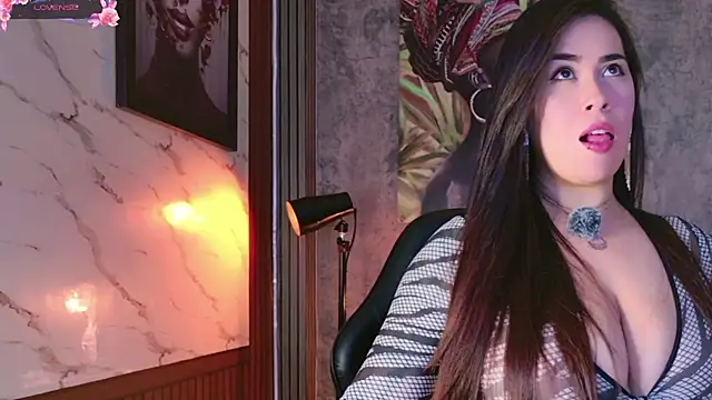 sarawolff online show from March 2026 04:40:02 AM