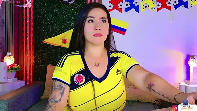 sarawolff online show from June 2026 06:34:01 AM