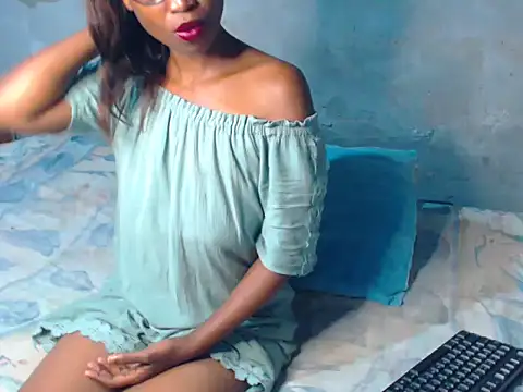 Blackntoxicabe6999 online show from December 2025 01:46:02 AM