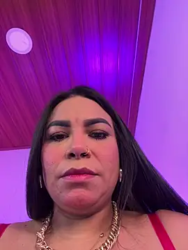 Vicky Saidi online show from November 2025 12:04:01 PM