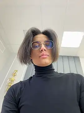 VioletAsh online show from January 2026 04:17:02 AM