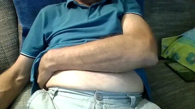 velikifant7 online show from November 2025 05:34:02 PM