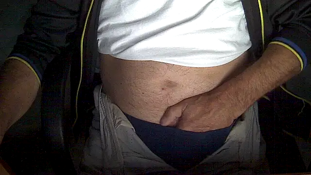 velikifant7 online show from November 2025 06:13:01 AM