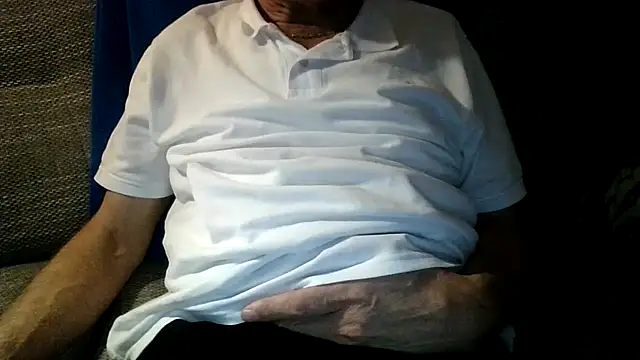 velikifant7 online show from February 2026 04:11:02 PM