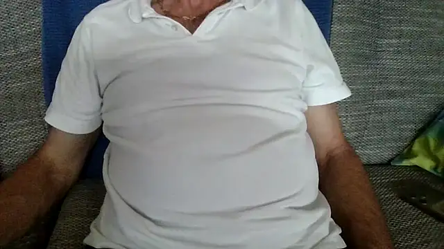 velikifant7 online show from April 2026 04:17:02 PM