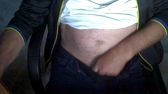 velikifant7 online show from April 2026 04:19:01 AM