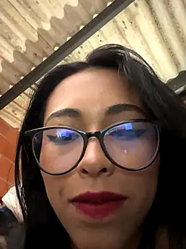 Snapshot of Emma__cumlovee chatting on October 2025 01:12:02 PM Emma cumlovee online show from October 2025 01:12:02 PM
