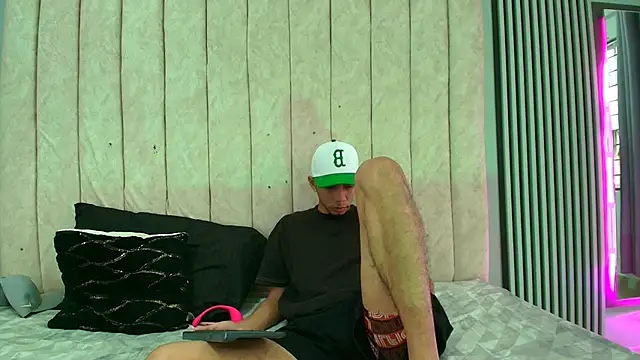 DustinandJordan online show from September 2025 01:33:02 PM