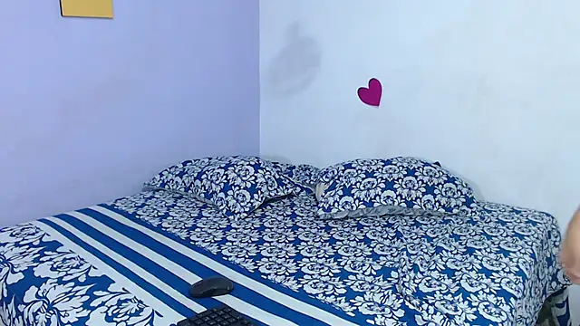 onixandghosty1 online show from September 2025 07:03:02 PM