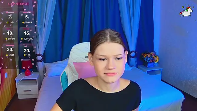 Lunamytrend online show from September 2025 06:12:02 AM