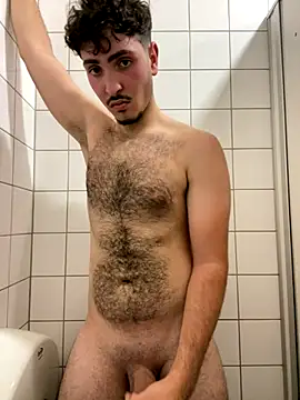 Snapshot of amo660 chatting on September 2025 03:22:02 PM amo660 online show from September 2025 03:22:02 PM