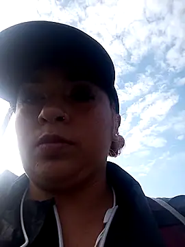 Mariana-94 online show from December 2025 12:47:02 PM