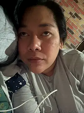 Sluttyjas25 online show from November 2025 02:05:01 PM