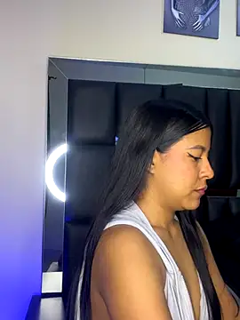 Kendra C online show from November 2025 01:17:01 AM