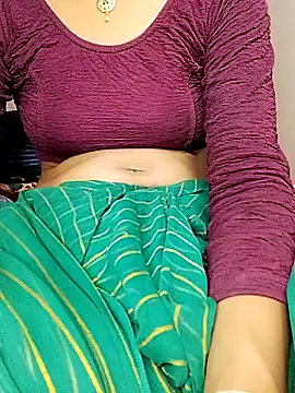 Snapshot of Hut_rotu_cute chatting on May 2026 04:36:02 PM Hut rotu cute online show from May 2026 04:36:02 PM