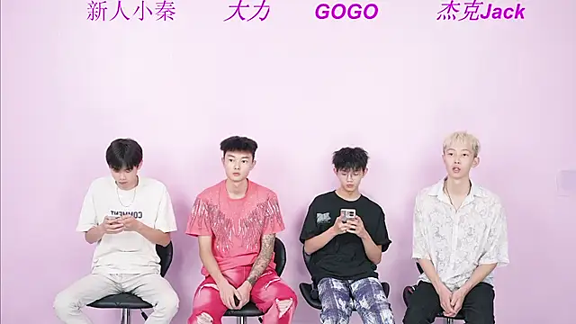 Snapshot of BeautifulBoys-888 chatting on September 2025 08:48:01 AM BeautifulBoys-888 online show from September 2025 08:48:01 AM