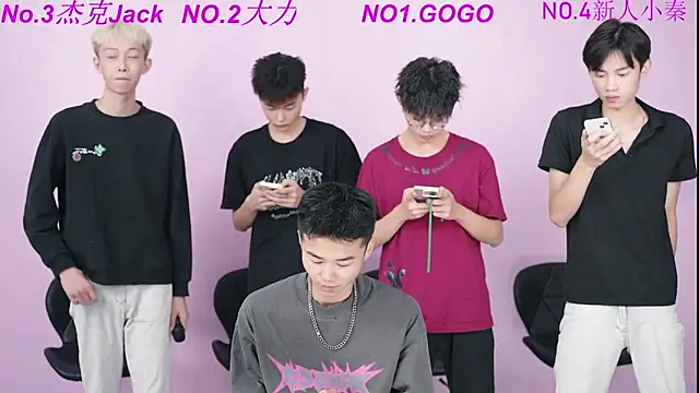 Snapshot of BeautifulBoys-888 chatting on September 2025 08:05:01 AM BeautifulBoys-888 online show from September 2025 08:05:01 AM