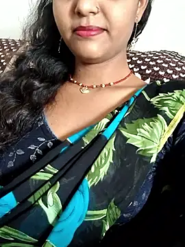 AnanyaKapoor89 online show from September 2025 05:42:02 AM