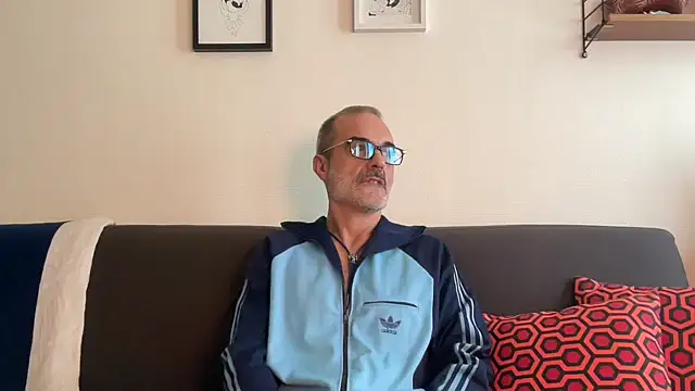 Milkywaymen online show from October 2025 11:55:02 AM