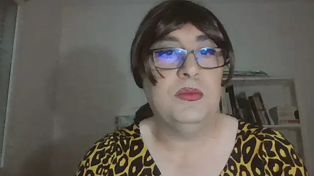 Snapshot of nataliacd chatting on October 2025 04:53:02 PM nataliacd online show from October 2025 04:53:02 PM