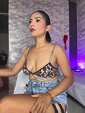 AlisSon  hot online show from January 2026 09:07:02 PM