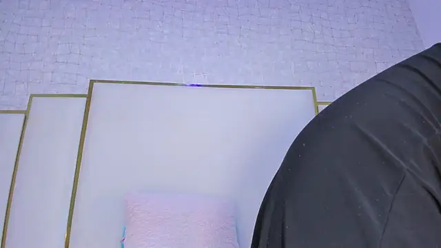 thalia888  online show from November 2025 07:02:01 PM