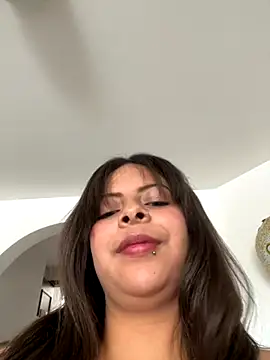 MiaCollinssx online show from September 2025 04:52:01 PM