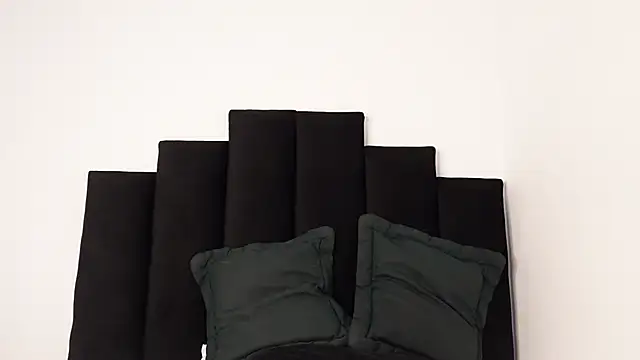 alexmark  online show from September 2025 07:36:02 PM