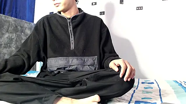 alexmark  online show from April 2026 02:28:02 PM