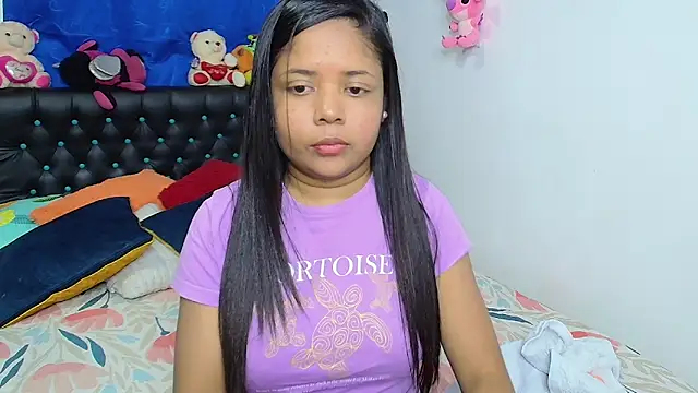 melikaronit2 online show from September 2025 06:51:01 PM