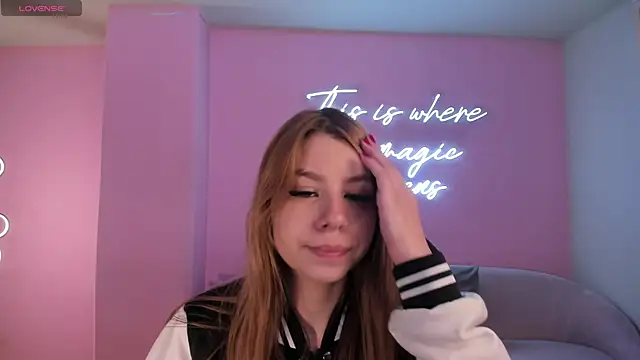 TiffannySins online show from April 2026 04:28:01 AM