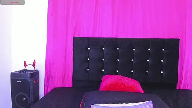 cutenaked 8 online show from June 2026 02:24:02 AM