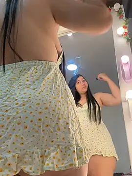evelyn 1702 online show from July 2026 07:19:02 PM